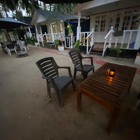 The Charming Nights Hotel Bãi biển Bãi biển Palolem Ngoại thất bức ảnh