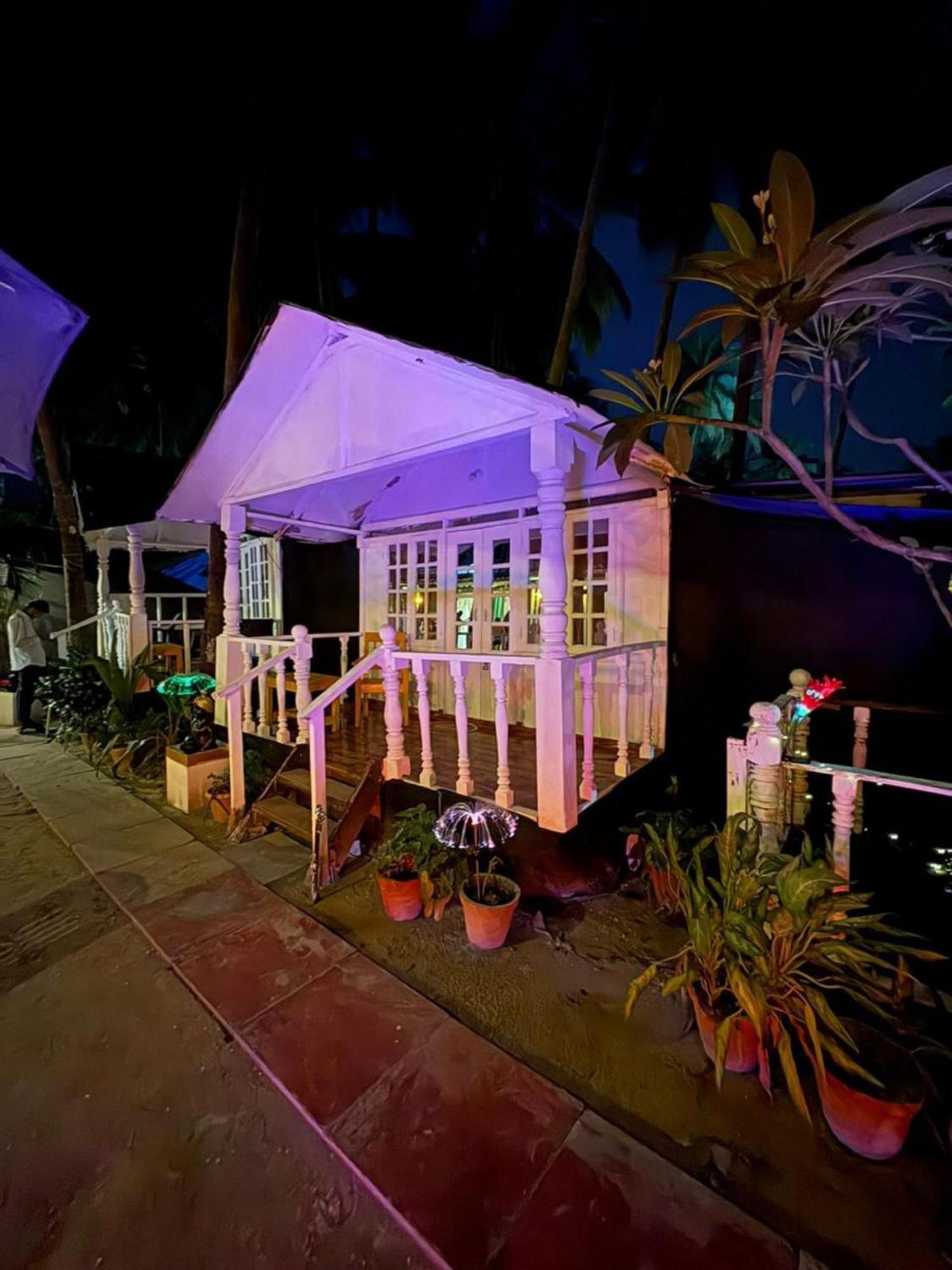 The Charming Nights Hotel Bãi biển Bãi biển Palolem Ngoại thất bức ảnh
