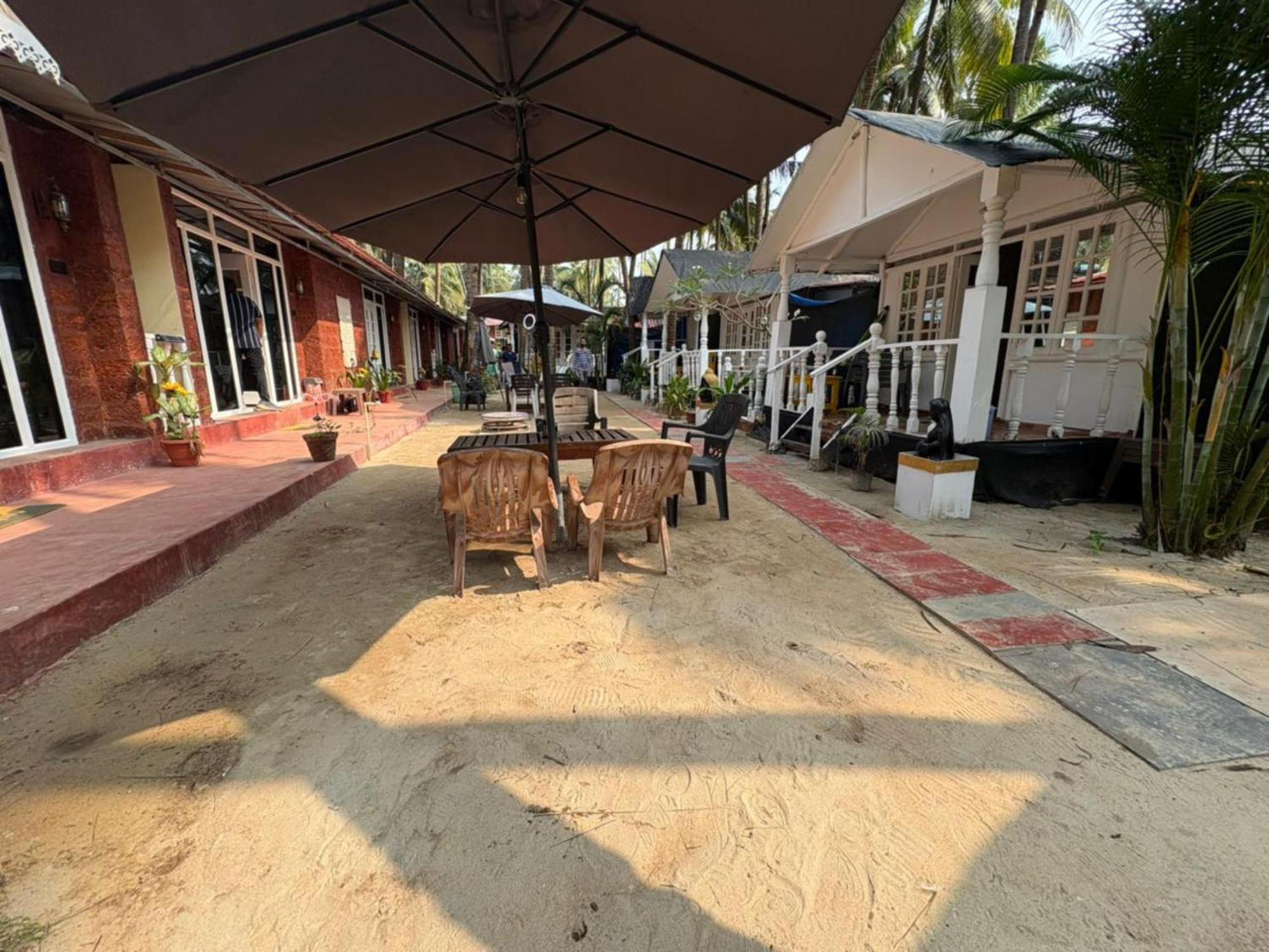 The Charming Nights Hotel Bãi biển Bãi biển Palolem Ngoại thất bức ảnh